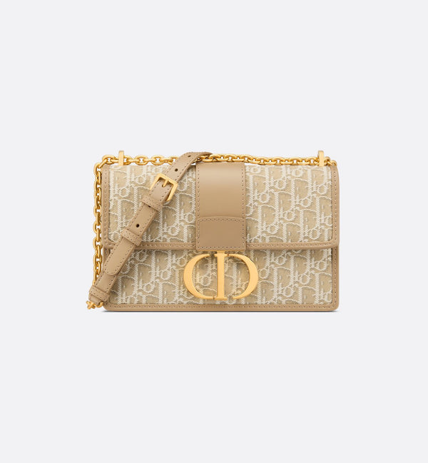 30 Montaigne chain bag