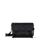 Voyager PM Messenger Bag