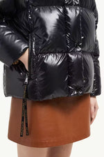 Parana short down jacket with hood