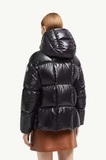 Parana short down jacket with hood