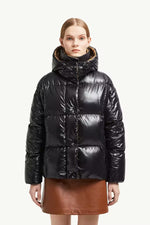 Parana short down jacket with hood