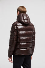 Doudoune courte à capuche Moncler Maya Maron foncé